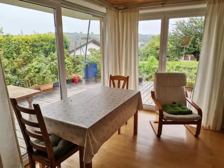 Schoene Ferienwohnung Mit Terrasse Malterdingen Exteriör bild